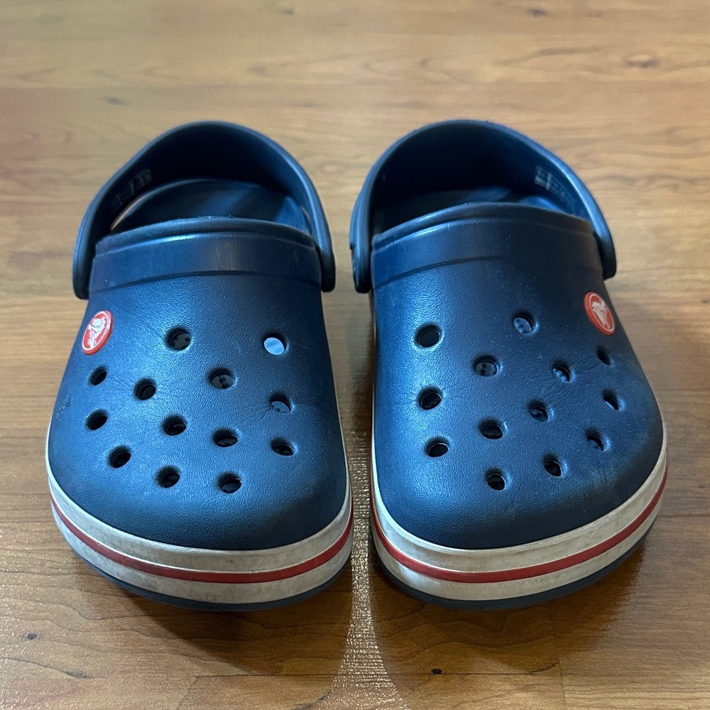 Preowned gently used kids size 1 crocs.